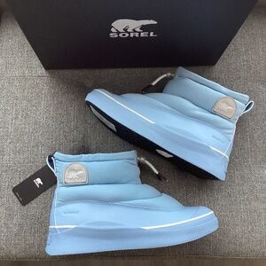 SOREL Out N About IV Puffy Lace-Up Waterproof Boot (Women) 8M